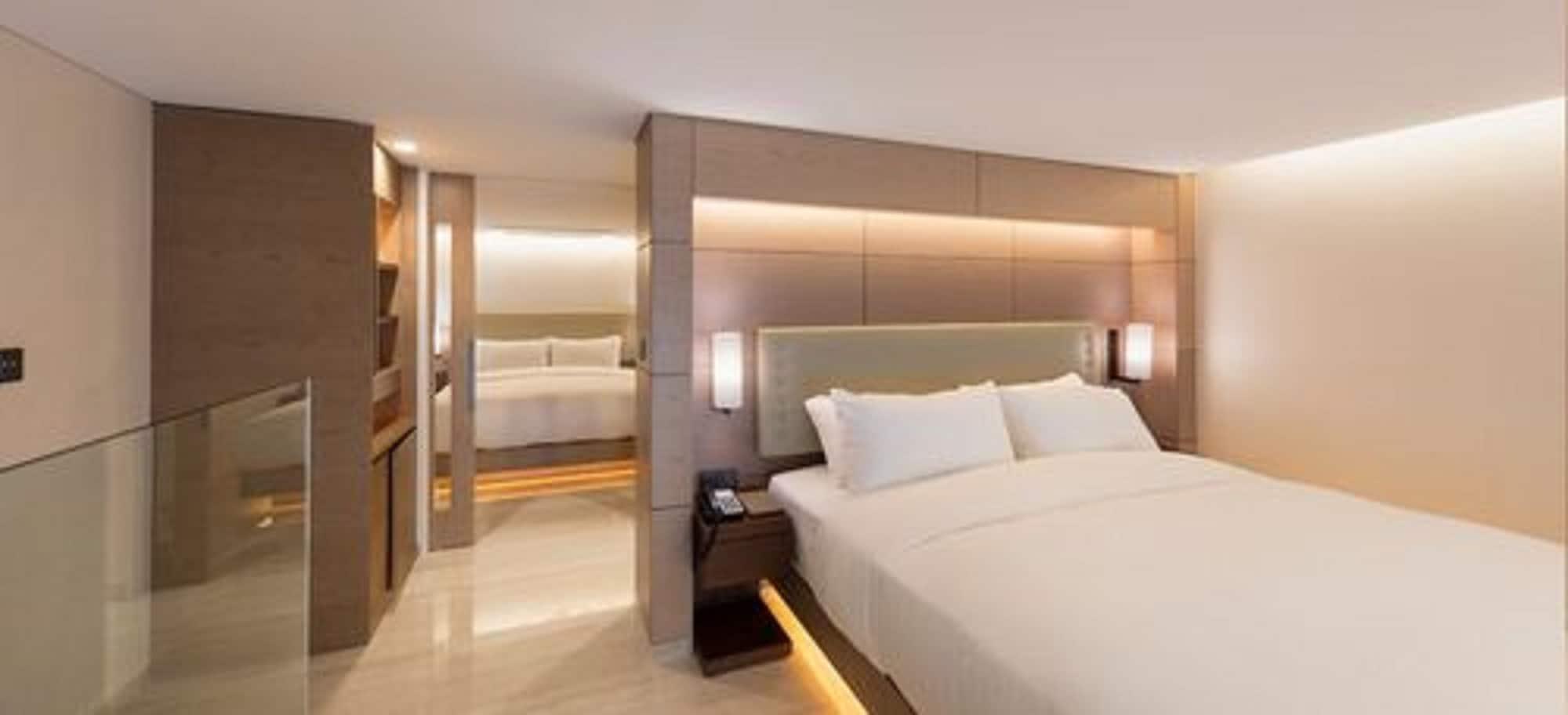 Sun Cruise Resort And Yacht Gangneung Esterno foto