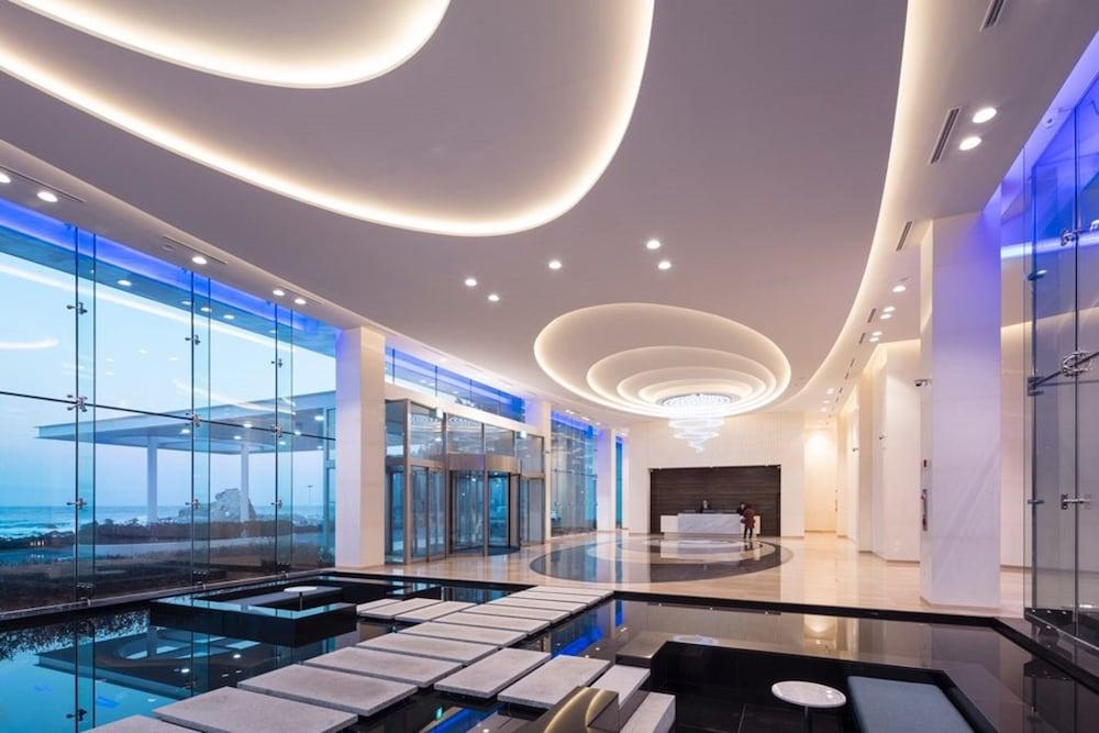 Sun Cruise Resort And Yacht Gangneung Esterno foto