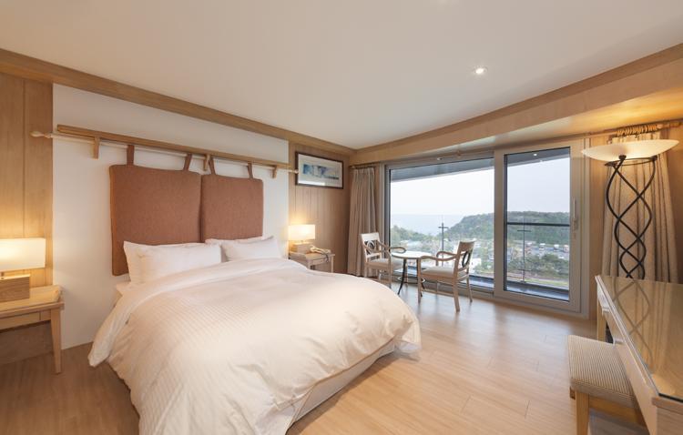 Sun Cruise Resort And Yacht Gangneung Esterno foto